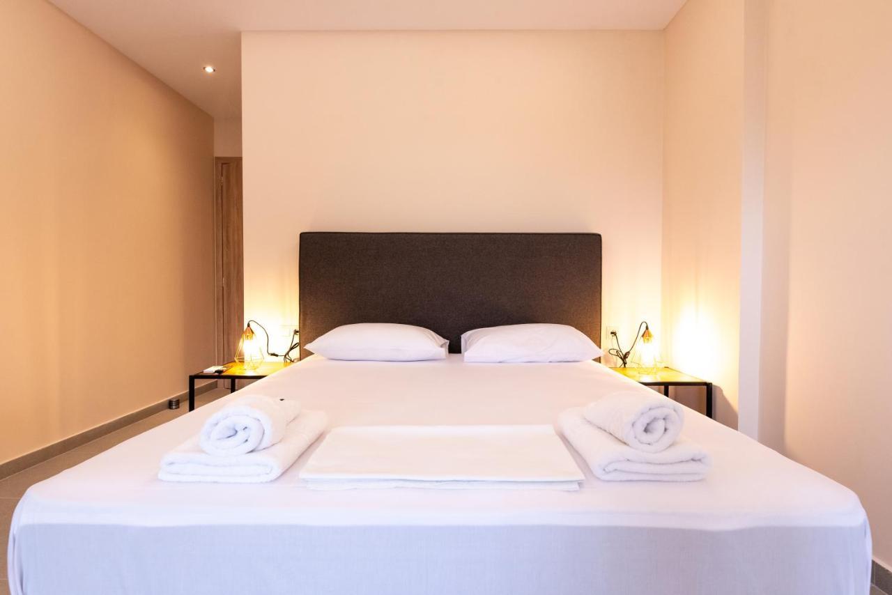 Mini Suites Near Athen'S Airport Free Shuttle From And To Athen'S Airport Spáta Exterior foto