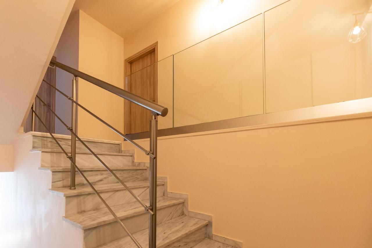 Mini Suites Near Athen'S Airport Free Shuttle From And To Athen'S Airport Spáta Exterior foto